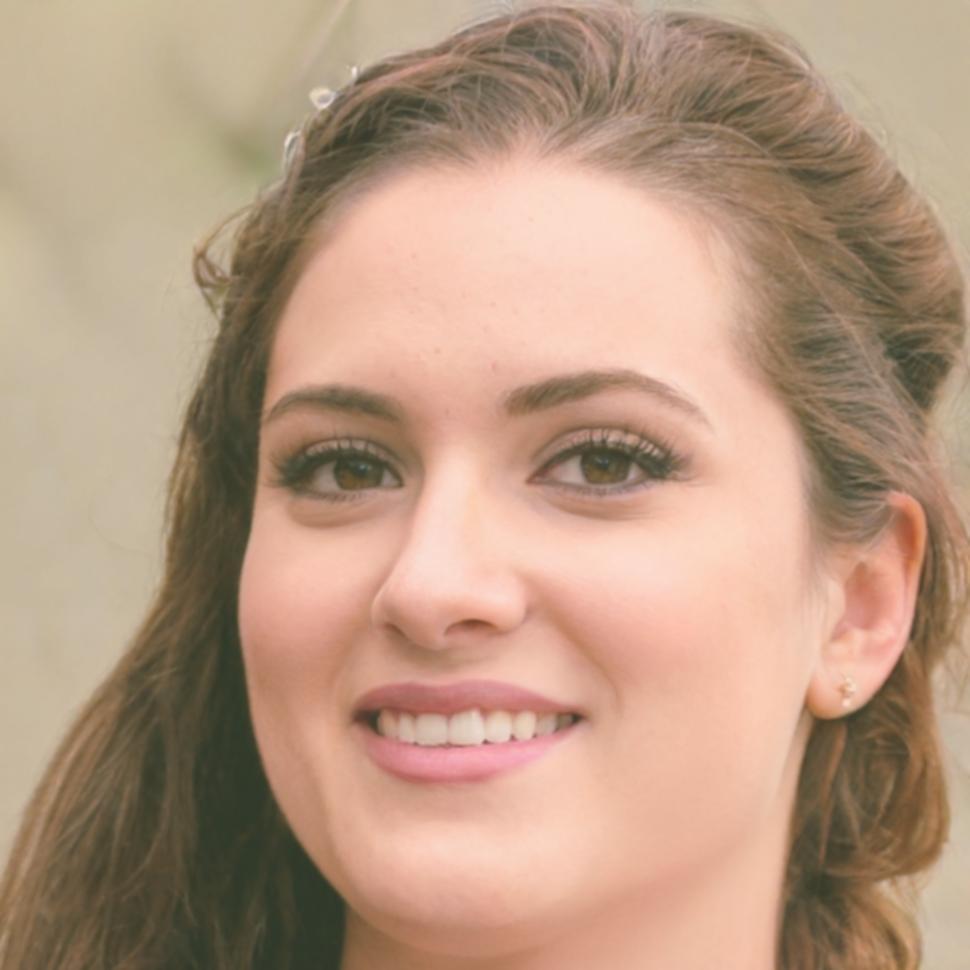 Mireia Font, directora de análisis financiero en juramethilo